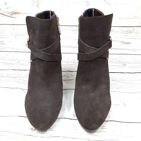 NWOT Tommy Hilfiger Rayelle Brown Suede Boots - Picture 4 of 12